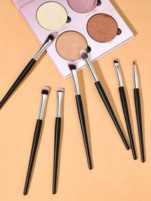 7pcs Soft Bristle Eye Makeup Brush Set, Including Eyeshadow Brush, Blending Brush, Concealer Brush, Smudge Brush, Highlighter Brush, Nose Contour Brush, Eyeliner Brush, Makeup Tools - Multicolor - View 6