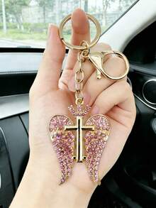 1个金属钥匙扣，带水钻翅膀十字架吊坠，可作汽车钥匙链和包包配饰 - 多色 - 查看 4