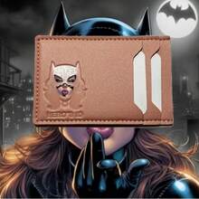 Warner Bros 华纳兄弟蝙蝠侠卡包，超级英雄主题，超薄简约，可用作身份证卡包，男女通用，前袋安全钱包，完美的父亲节礼物，耐用的对折钱包，多卡槽设计。 - 彩色 - 查看 1