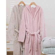 1PC Women's Hooded Bathrobe, Soft Coral Fleece Plush Robe For Women, Long Length Warm & Cozy Loungewear With Pockets, Absorbent Bathing Robe For Spa, Shower, Dorm Life, Back To School Essentials, Birthday Gift For Her - 棕色 - 查看 6