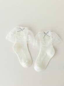 1双3D立体花朵荷叶边公主女婴袜子 - 彩色 - 查看 2