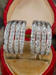 一对优雅的立方氧化锆耳环，适合女性佩戴，可用于结婚纪念日、订婚派对、情人节等场合，也适合作为母亲节礼物送给妈妈。 - 1# - 查看 13