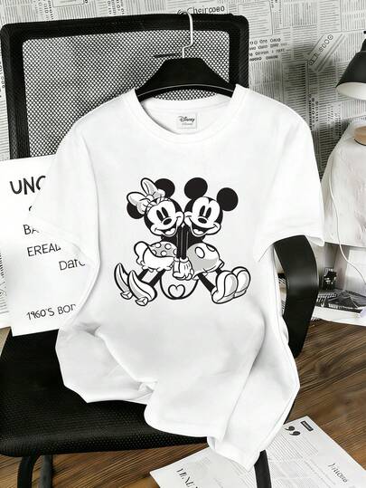 Disney Men's Casual Round Neck Short Sleeve T-Shirt With Heart Print, Suitable For Summer & Autumn Daily & Outdoor Wear, Men's Graphic Tee