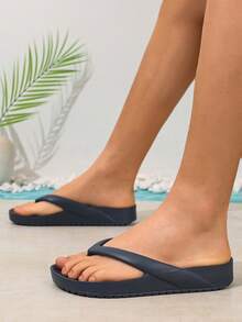 Chanclas con soporte de arco para hombres, sandalias de playa casuales, material EVA para exteriores, pantuflas tipo chancla de moda, adecuadas para exteriores, hogar y todas las estaciones, verano - Azul Marino - Ver 4