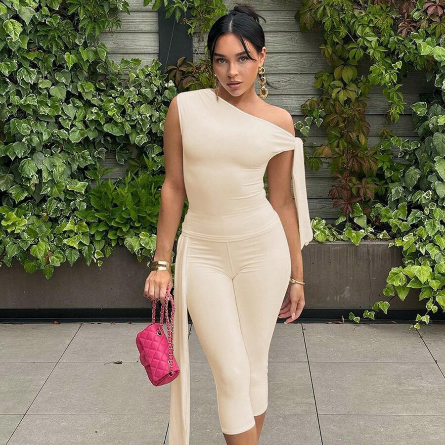 2PC/1set Summer New Fashion Street Style Asymmetrical Neck Sleeveless Top Slim Fit Tie-Waist Shorts Set - Màu be - Xem 1