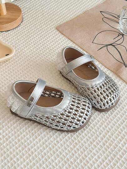 1 đôi sandal khoét lỗ thời trang cho bé gái/trẻ nhỏ, kiểu dáng thường ngày, dự tiệc/đeo quai, chất liệu lưới thoáng khí, giày bệt trẻ em, màu mơ phong cách bohemian, trang phục dự tiệc lễ hội âm nhạc.