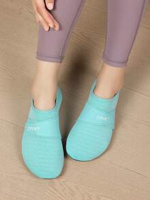 超薄透气沙滩袜鞋，女士休闲套脚鞋，健身瑜伽训练鞋，防滑速干赤脚水鞋，女款 - 月色 - 查看 8