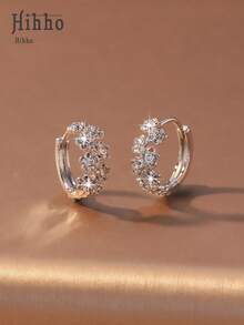 Hihho 1 Pair Encrusted Floral Zirconia Hoop Earrings, Gold & Silver Plated Luxury Niche Delicate Earrings, Suitable For All Skin Tones, Can Be Paired With T-Shirts, Dresses For Everyday Chic, Or Dresses/Formal Wear For Dates/Parties, A Versatile Accessory For All Seasons - Blooming Flowers - View 5