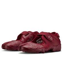 (WMNS) Nike Air Rift 'Botanical' - Red - View 3