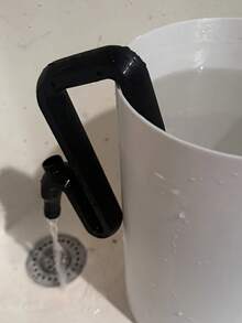 1件套全新雨水输送和溢流管解决方案 - 自吸式虹吸软管套装，轻松自动排水和注水 - 紧急防洪、鱼缸、游泳池 - 重力流，无需电力 - 省力工具，是家庭花园车库的理想之选。 - 多色 - 查看 14