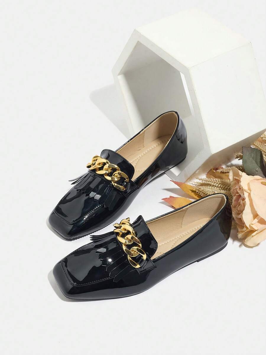 女士复古时尚黑色方头漆皮乐福鞋,舒适易穿,饰有流苏,柔软鞋底,百搭英伦风平底鞋,适合工作通勤穿着。 - 黑色 - 查看 1