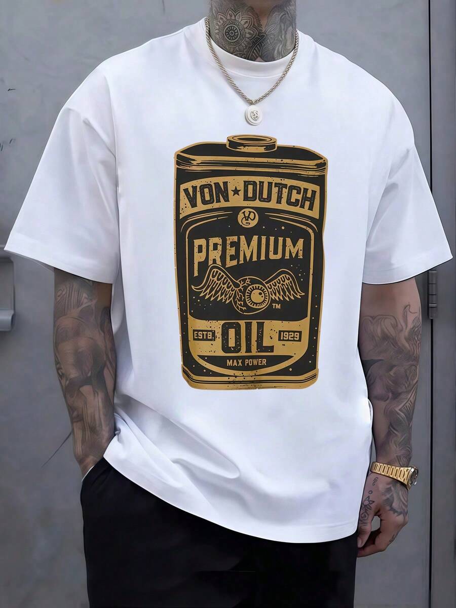 Un gráfico que simboliza la fuerza interna y la energía inagotable con el emblema de unas alas extendidas junto a una lata de aceite antiguo que representa potencia y espíritu libre camiseta de hombre moderna cómoda para uso diario y ocasiones casuales - Blanco - Ver 1