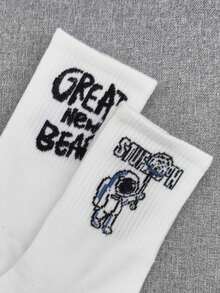 5 Pasang Kaos Kaki Putih Model Crew dengan Motif Huruf & Angka Acak, Kaos Kaki Olahraga Unisex yang Modis - Putih - View 6