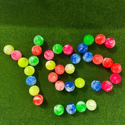 10个装彩色派对礼品袋套装，内含弹力球，是新年和复活节庆祝活动的理想之选。这些色彩缤纷的20毫米弹力球也是生日派对和游戏的绝佳礼物。（适合14岁及以上人群）