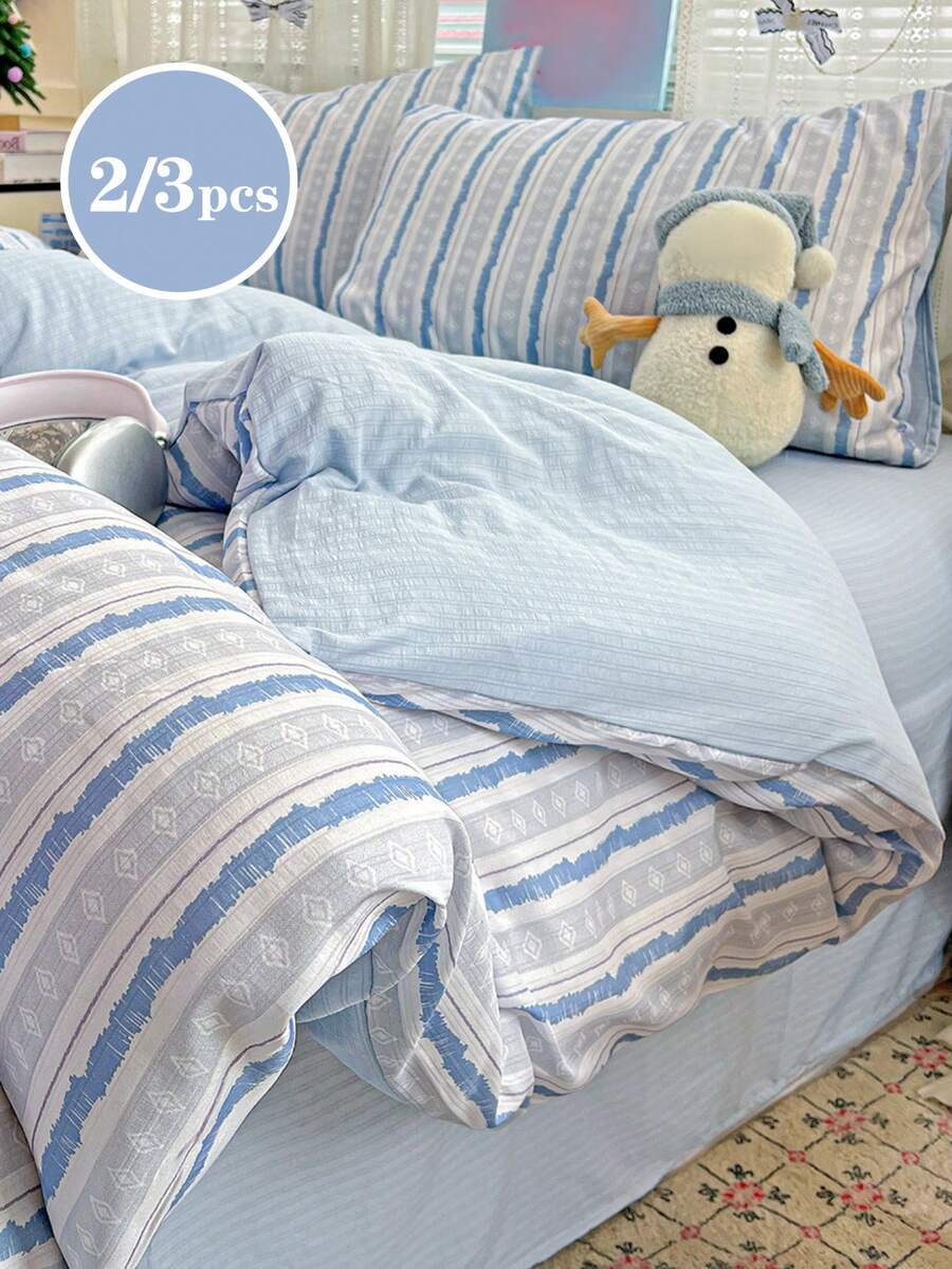 Juego de ropa de cama asimétrica de rayas suave y dulce para estudiantes, 2/3 piezas, funda nórdica y funda de almohada, primavera/verano, cama individual/doble - Azul y blanco - Ver 1