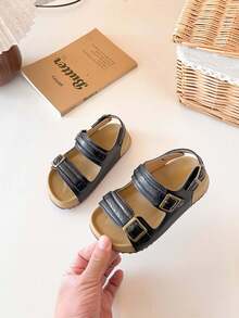 1 双新款儿童凉鞋，男女通用休闲鞋，采用便捷的魔术贴设计，鞋底柔软。 - 黑色 - 查看 8