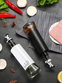 1 Bộ sản phẩm mới gồm bình ép dầu bằng thủy tinh, hũ đựng gia vị, chai đựng giấm, hộp đựng dầu ăn nhà bếp. - Xem 4