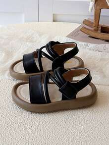 1 Đôi dép xăng đan mùa hè kiểu công chúa cho bé gái, quai chéo rỗng, cỡ vừa/nhỏ, dép đi biển dán, kiểu Hàn Quốc thời trang, dễ thương, đa năng dành cho học sinh. - màu đen - Xem 5