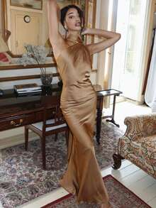 Vintage Caramel Brown Satin Halter Mermaid Maxi Dress with Capelet, Party Dresses For Women, Summer Dresses For Women, Evening Gowns, Suitable For Party, Birthday Party, After-Party Dress, Cocktail Party, Bar, Formal Occasions, Dinner Dress, Prom Dress, Celebration, Gala, Festival, Ceremony, Graduation, Homecoming Dress, Vacation - Café integral - Ver 4