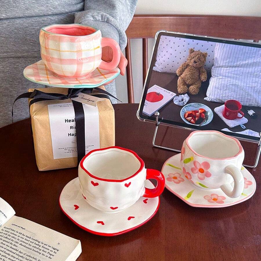 手绘手工模制陶瓷咖啡杯碟套装,花卉图案,高品质陶瓷杯,适合居家、办公、早餐、咖啡、ins风等场合。 - 多選 - 查看 1