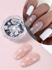 1/2颗金色和银色花朵造型亮片，配金属钢珠，3D闪亮美甲饰品，闪亮美甲装饰配件，适用于亚克力指甲、凝胶指甲、美甲DIY、美甲沙龙和家庭使用，易于粘贴，持久闪亮，完美适用于日常佩戴、派对、婚礼、节日和特殊场合，是初学者和专业美甲师的理想美甲用品。 - 彩色 - 查看 4