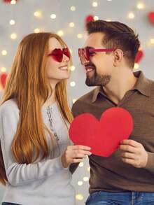 1/2/4/8/10pcs Heart Shaped Party Glasses, Fashion Heart Glasses, Party Glasses, Beach Accessories, Suitable For Wedding, Birthday Party, Travel, Bridal Shower, Bachelorette Party, Wedding, Bridesmaid Gifts - Red - View 8