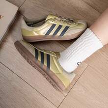 Adidas 三葉草女鞋新款GAZELLE德訓鞋運動休閒板鞋 - 綠色/褐色 - 查看 3