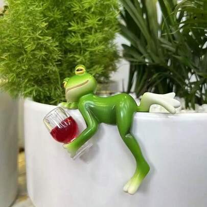 Outdoor Mini Frog Sculpture Planter Decor, Cute Resin Frog Sculpture Fairy Garden Decor, Suitable For Yard, Fish Tank, TV Cabinet, Lawn Decor Lovers, Home Decor Lovers, Halloween And Christmas Decoration