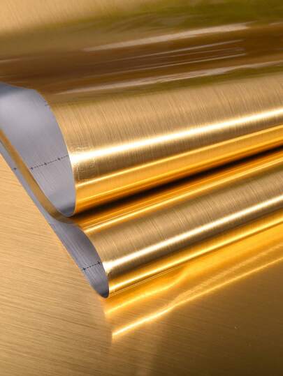  لفة واحدة من ورق الحائط اللاصق ذاتي اللصق بلمسة ذهبية بعرض 40 سم (15.75 بوصة) مقاوم للماء ومقاوم للزيت، ورق جداري لاصق لتجديد خلفية المطبخ والخزانات والأثاث وديكور الحائط