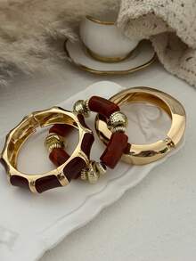 1 Set de Pulsera de Aleación de Color Maillard Combinada con Pulsera Asimétrica de Cuentas de Acrílico, Adecuada para el Uso Diario, Viajes y Combinación de Moda de las Mujeres - Multicolor - Ver 7