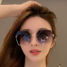 2026 New Model UV-Protective Gradient Sunglasses For Women With Large Faces, Frameless Sun Glasses With A High-End Feel - 灰茶片 - 查看 1