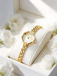 LIANDU LIANDU 女士时尚石英表，款式新颖，功能多样，设计小巧优雅，适合日常佩戴，也是生日礼物、返校礼物、感恩节礼物、浪漫场合礼物的理想之选。 - 金色 - 查看 4