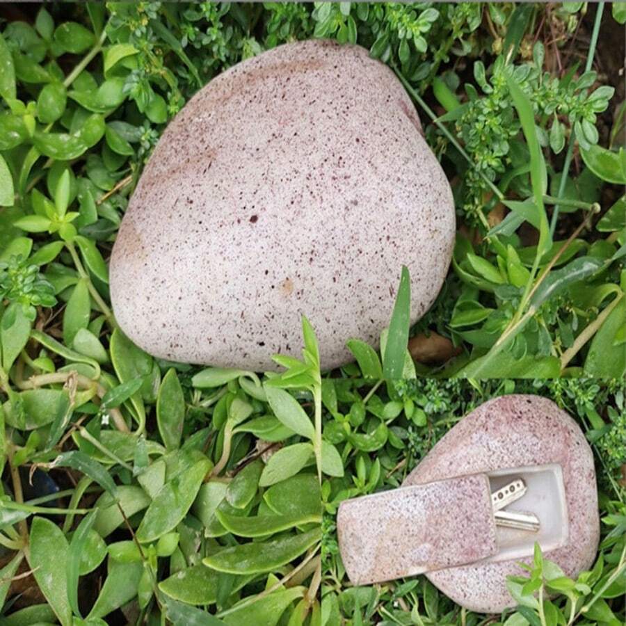 Disguised Rock Key Storage For Outdoor Spaces, Spacious Imitation Stone Safe - Appears As A Rock - Conceal A Key Outdoors In A Stone - Special Shaped Safes - View 1