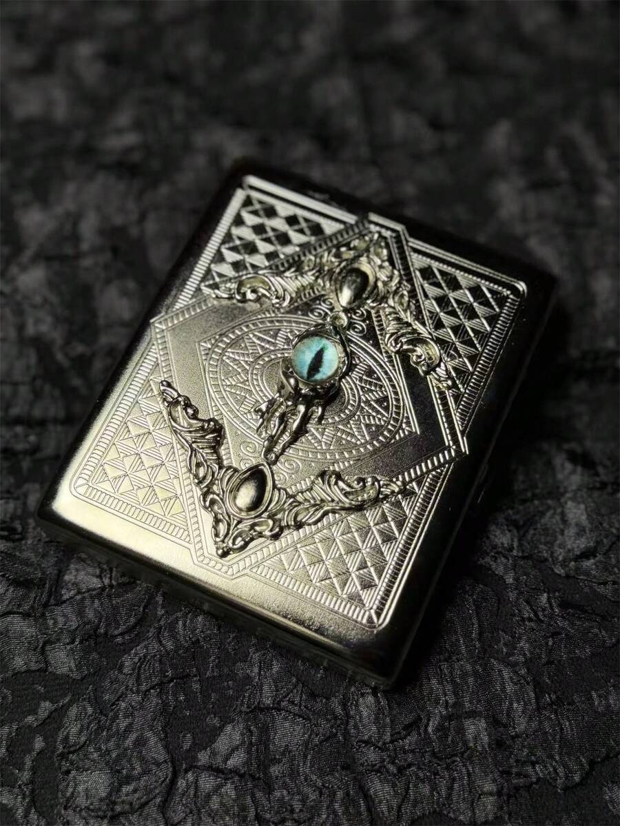 Hộp đựng thuốc lá kim loại thủ công dòng Dark Series | Thiết kế ren tam giác 3D và họa tiết Cyclops | Hộp đựng chịu áp lực ngoài trời | Dung tích: 20 điếu thuốc | Quà tặng sinh nhật - 1 cái - Mắt Quỷ - Xem 1