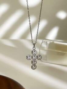 女士不锈钢十字架吊坠项链，镶嵌全铺镶人造钻石，时尚奢华优雅吊坠项链 - 銀色 - 查看 6