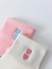 1/2/4 Pairs Random White Socks For Women, Heart Embroidery, Silicone Non-Slip Sole, Professional Yoga Pilates Fitness Socks, Aerobic Exercise Training Ankle Socks - Multicolor - View 3