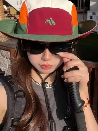 1顶纯色刺绣图案渔夫帽，涤纶面料，防晒，适合户外活动、徒步、露营、旅行，是送给家人、朋友、男女朋友的绝佳礼物，也适合圣诞节、母亲节、父亲节、教师节、生日等场合。