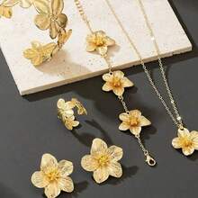 6pcs Vintage Gold Plated Carved 5-Petal Flower Pendant Necklace Bracelet Ring Earrings Jewelry Set For Women [Random Tassel - Nhiều màu - Xem 3