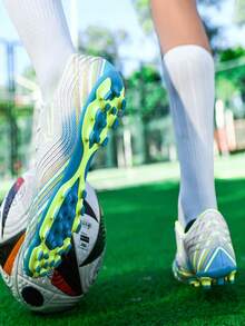 Men's Professional AG Football Shoes, Lightweight Training Shoes - Green - View 7