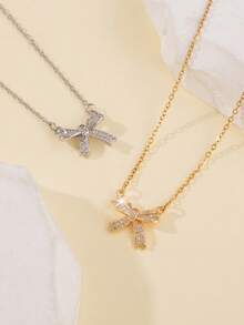 1件奢华蝴蝶立方氧化锆吊坠项链，可调节钛镀不锈钢链，时尚可爱日常项链，送给女孩和闺蜜的理想礼物 - 彩色 - 查看 1