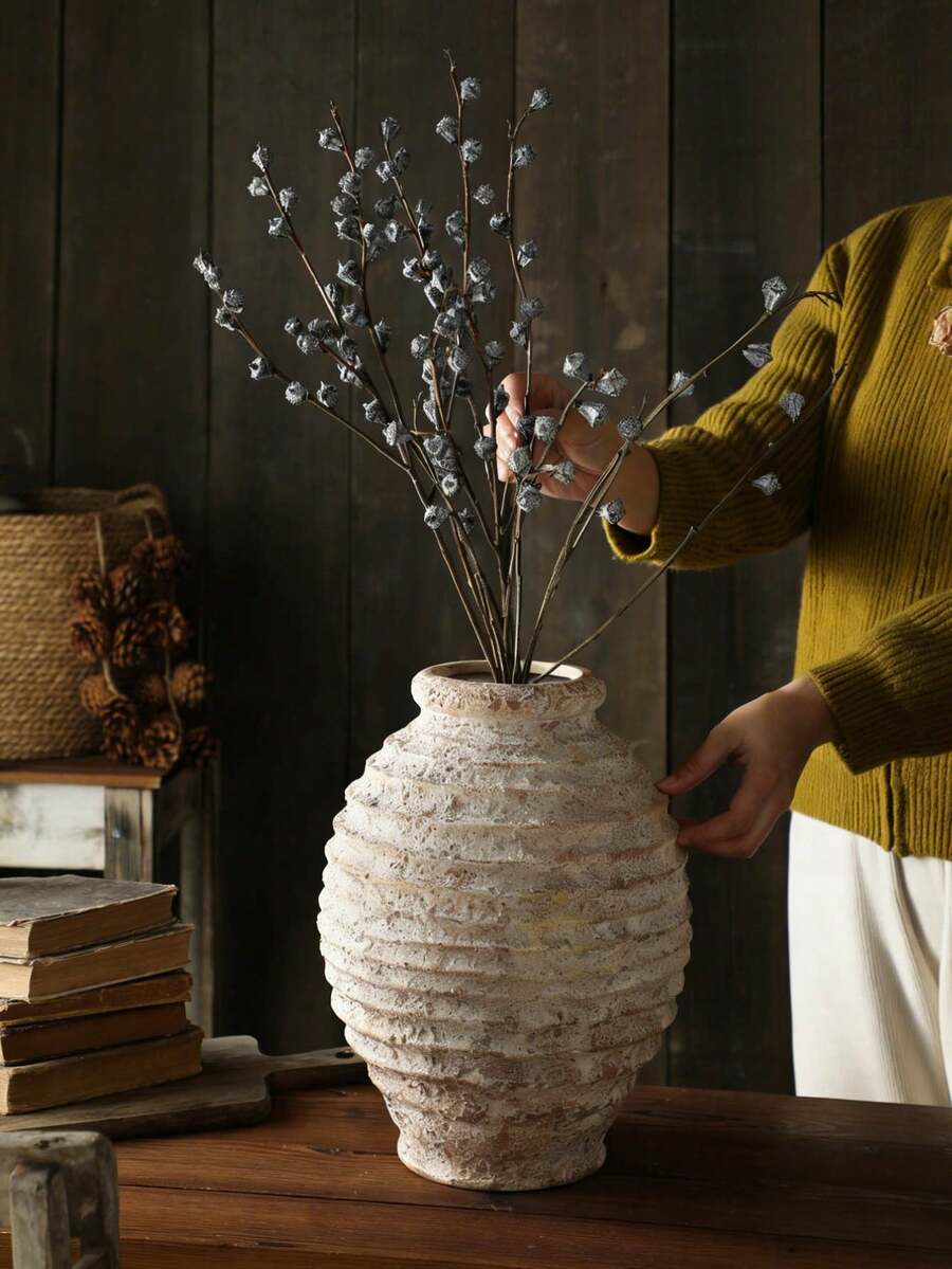 Hand-Painted Rough Pottery With A Circle Pattern And Gravel-Like Antique Effect - 1PC - View 1