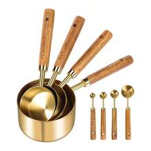 This 8-Piece Set Of Gold Stainless Steel Measuring Spoons And A Baking Measuring Cup With A Solid Wood Handle Is A Precise Measuring Tool For The Kitchen. It Is Suitable For Accurately Weighing Ingredients Such As Coffee Powder, Tea Leaves, And Sugar, Ensuring Consistent Beverage Flavor. It Is Perfect For Baristas And Tea Lovers. - màu nâu - Xem 1