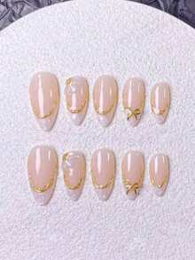 10 piezas de pegatinas de uñas francesas cortas hechas a mano. Este conjunto de uñas artificiales incluye varios colores como blanco, rosa, dorado, azul y amarillo, con diseños lindos y encantadores. Uñas postizas - Blanco - Ver 10
