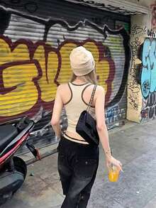 Y2K复古美式风格女童短款无袖针织背心，撞色设计，字母图案，休闲甜美街头风，适合日常、约会、周末、返校、户外、海滩等夏季场合。 - 杏色 - 查看 7
