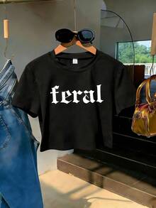 Y2K Style Women's Summer Top - Cropped-Shirt. White Short Cotton-Shirt With Black Gothic Font  Print. Daily Casual Wear, Campus Apparel, Women's Vacation Outfits - 黑色 - 查看 7