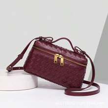Classic Woven Fashion Shoulder Bento Lunch Box Bag, Practical Minimalist Stylish Tote Crossbody Square Box Bag - Burgundy - View 2