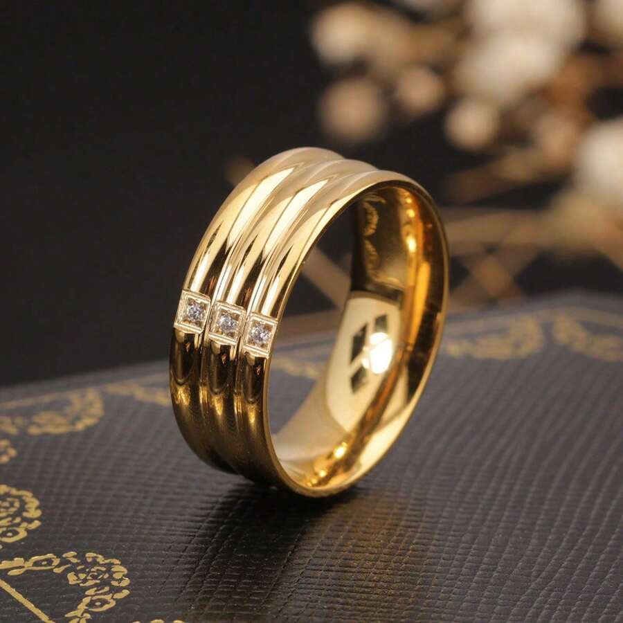 1 chiếc nhẫn thép không gỉ mạ vàng 18K, kiểu dáng tối giản với ba vòng cung rộng, thời trang, đa năng và sang trọng, phù hợp cho nữ giới đeo hàng ngày, dự tiệc, làm quà tặng cho bạn gái, bạn bè, các dịp xã hội. - Vàng - Xem 1