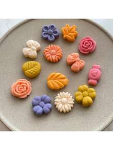 1pc Flower Shaped Silicone Mold, Suitable For Making Candies, Daisy Chocolates, Rose Shapes, Butterfly Jelly, Ice Cubes, Puddings, Soaps, Cookies And Other Summer Desserts - View 6