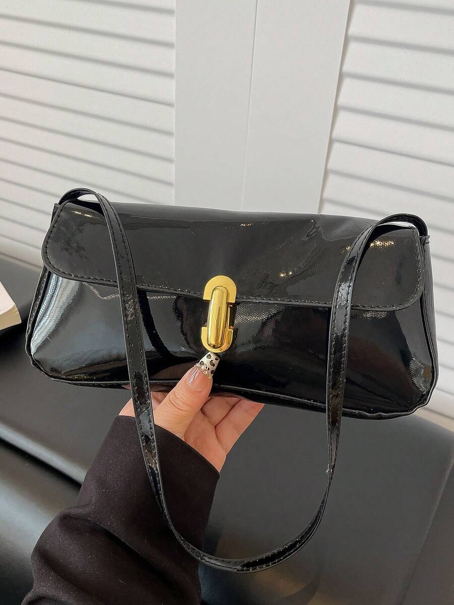 现代风格。2026新款。精致时尚。经典百搭。女士单肩包，配有可调节肩带。