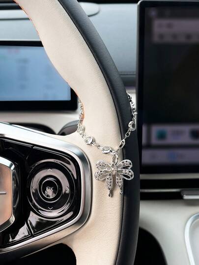 1pc Flower Decor Car Steering Wheel Accessory, Heart Shaped Personalized Car Interior Hanging Pendant Chain